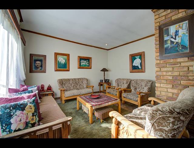 4 BEDROOM HOUSE SOLD IN LYTTELTON MANOR